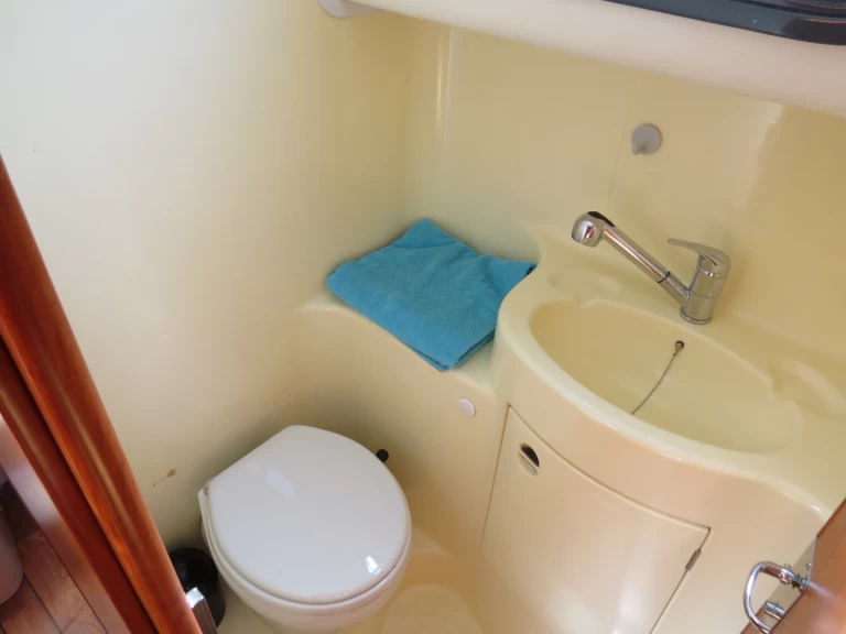 Ein Nicols Yacht Confort Family 6-10 p. mieten in Grez-Neuville