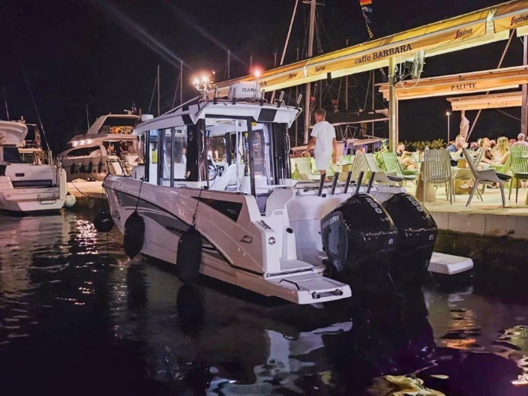 YachtCharter in Split - Bénéteau Barracuda 8 auf SamBoat