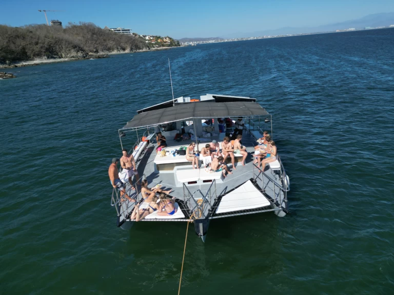 YachtCharter in Puerto Vallarta - Custom Made 2 auf SamBoat