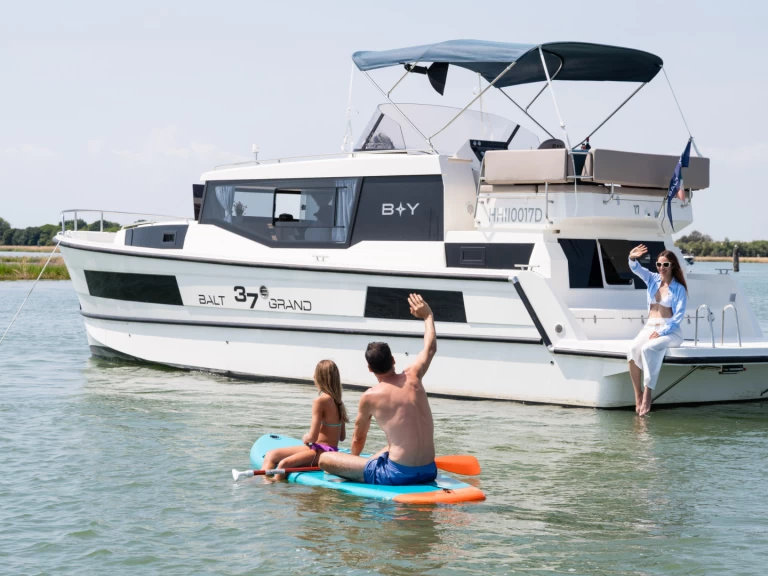 YachtCharter in Casale sul Sile - Balt-Yacht Grand 37 auf SamBoat