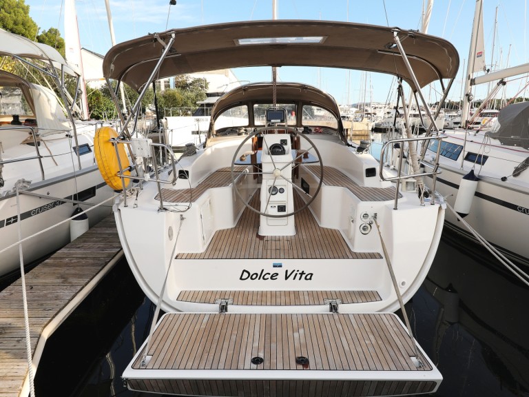 Segelboot mit oder ohne Skipper Bavaria mieten in Šibenik