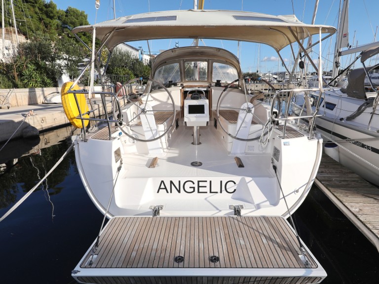 Bavaria Cruiser 37 mieten Biograd na Moru