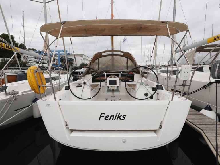 Segelboot mit oder ohne Skipper Dufour mieten in Šibenik