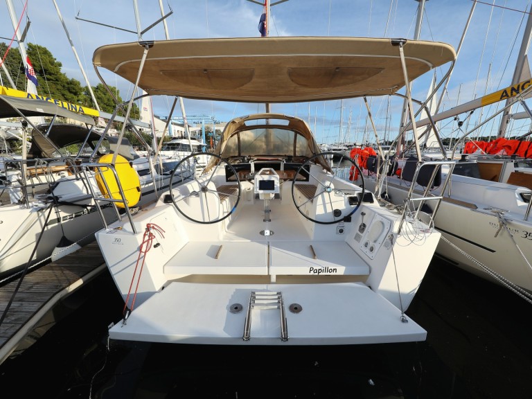 Bootsverleih Dufour Dufour 350 Grand Large Primošten Samboat