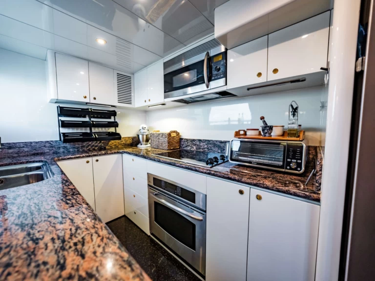 Vermietung Yacht Johnson mit Führerschein