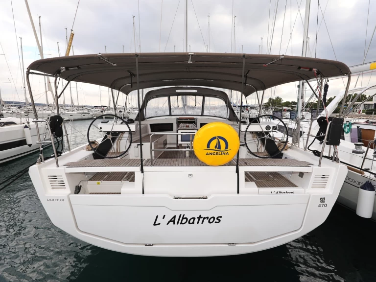 Boot mieten Trogir günstig Dufour 470