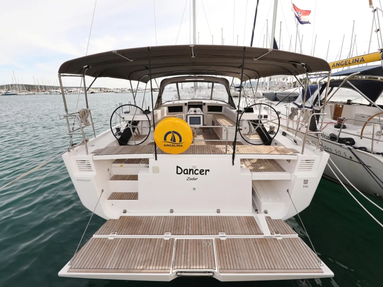 YachtCharter in Sveti Filip i Jakov - Dufour Dufour 530 auf SamBoat