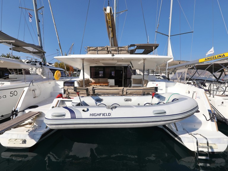 YachtCharter in Sveti Filip i Jakov - Fountaine Pajot Saba 50 auf SamBoat