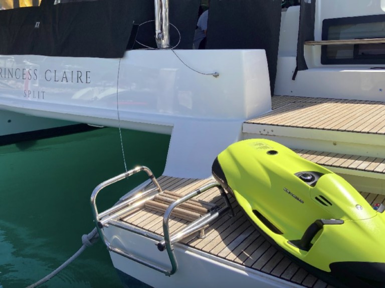 Katamaran mieten in Kaštela zum besten Preis