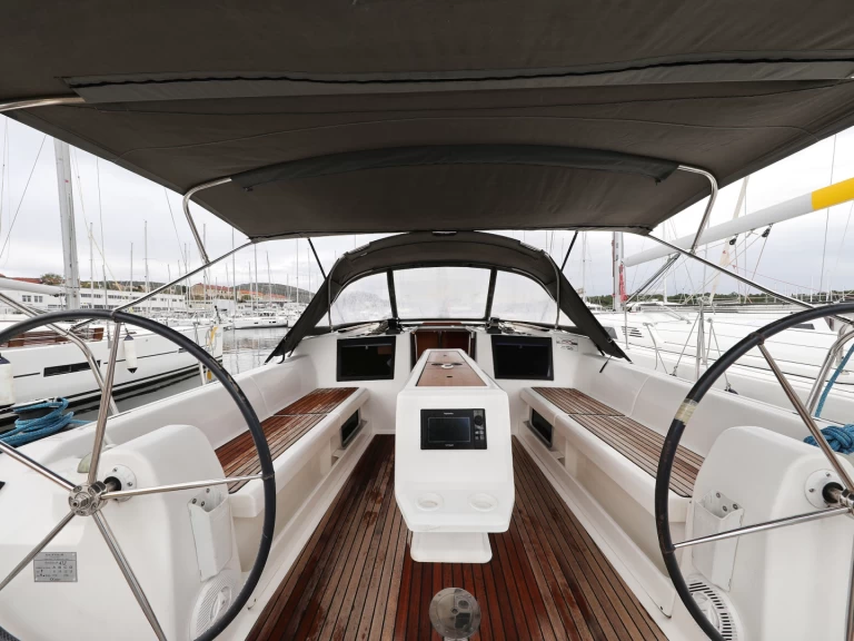 YachtCharter in Primošten - Dufour Dufour 412 Grand Large auf SamBoat