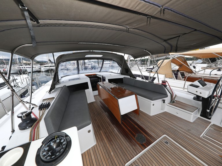 Segelboot mieten in Šibenik - Dufour Dufour 470