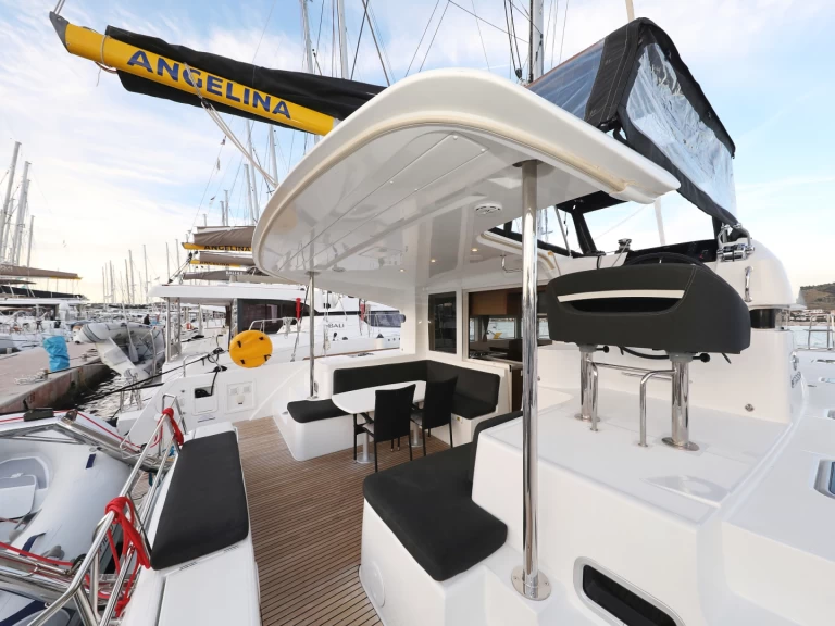 YachtCharter in Biograd na Moru - Lagoon Lagoon 40 auf SamBoat