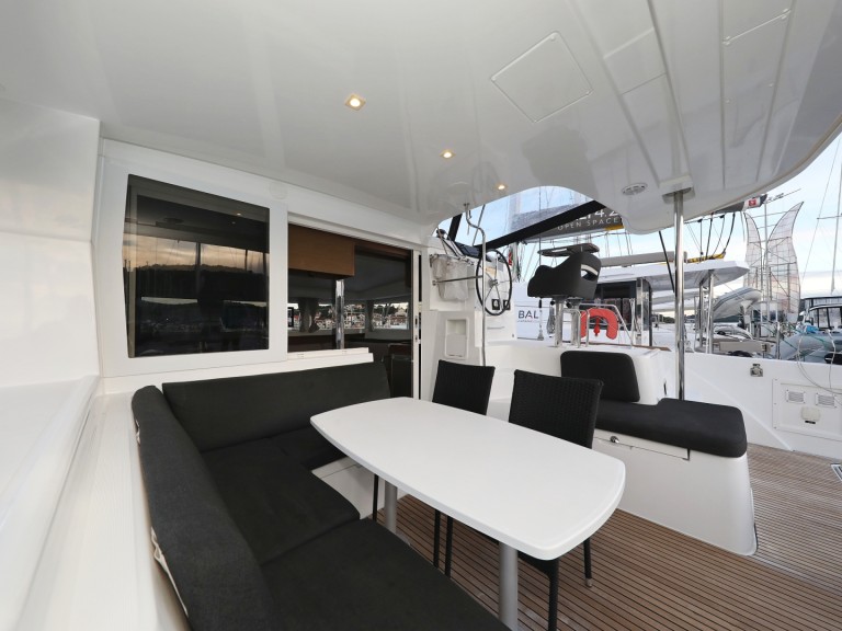 Boot mieten Biograd na Moru günstig Lagoon 40