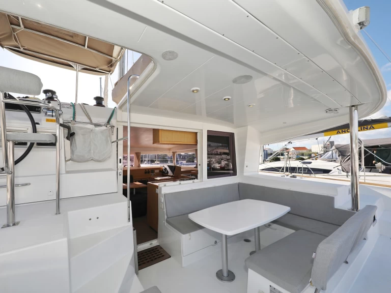 Vermietung Katamaran Lagoon mit Führerschein