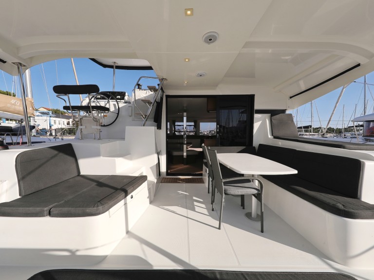 Katamaran mit oder ohne Skipper Lagoon mieten in Šibenik