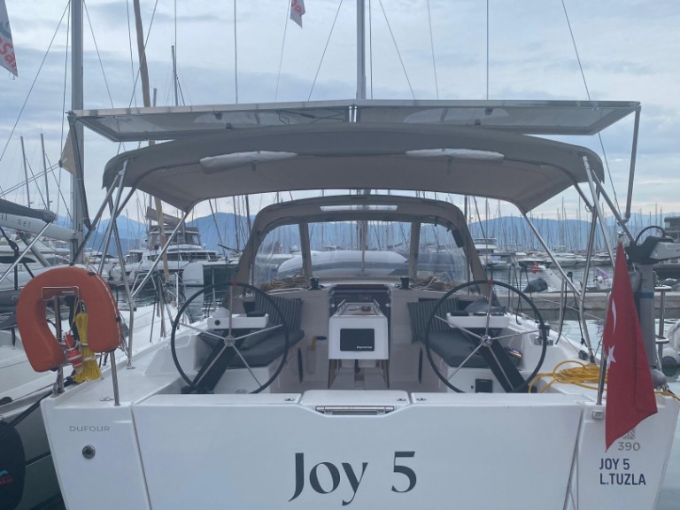 YachtCharter in Marmaris - Dufour Dufour 390 auf SamBoat