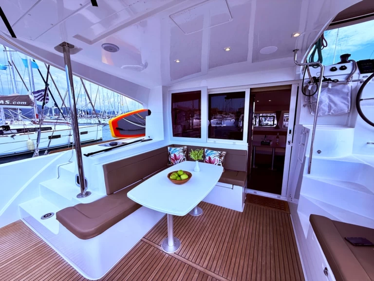 Katamaran mit oder ohne Skipper Lagoon mieten in Nidri