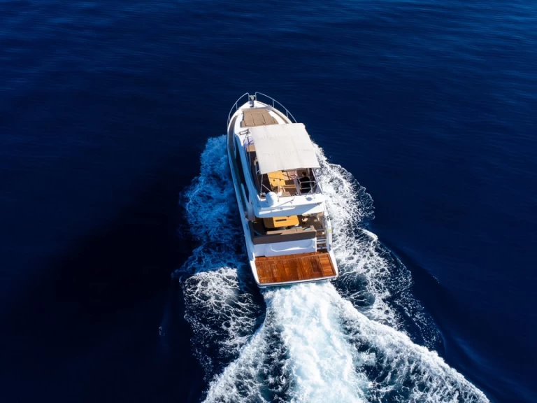 Ein Sealine Sealine F430 mieten in Dubrovnik