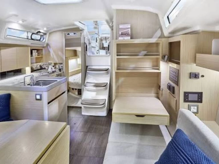 Segelboot mit oder ohne Skipper Bénéteau mieten in Arzon