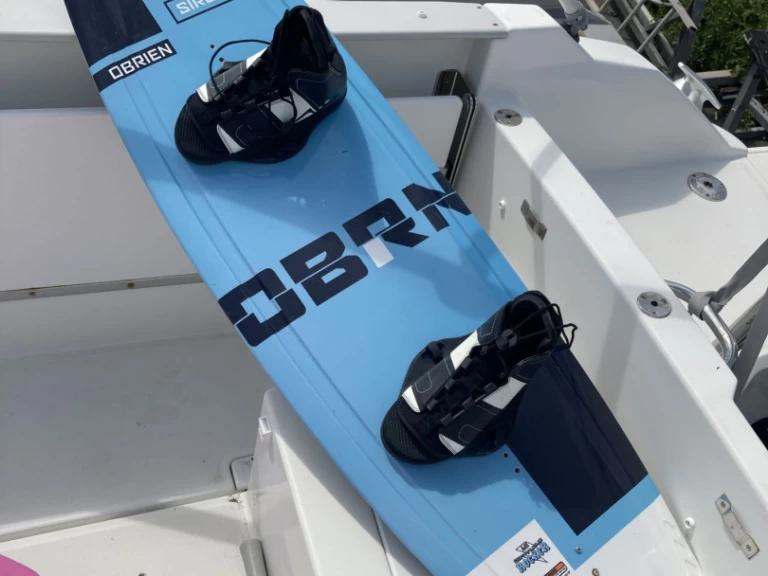 Ein Jeanneau Cap Camarat 7.5 CC mieten in Arzon