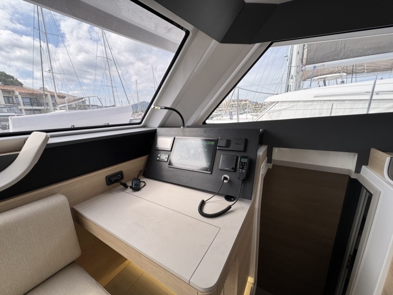 Katamaran mieten in Port Grimaud zum besten Preis