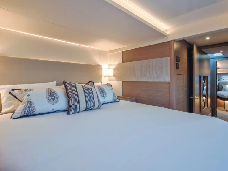 Leopard Leopard 53 Powercat mieten Port Grimaud