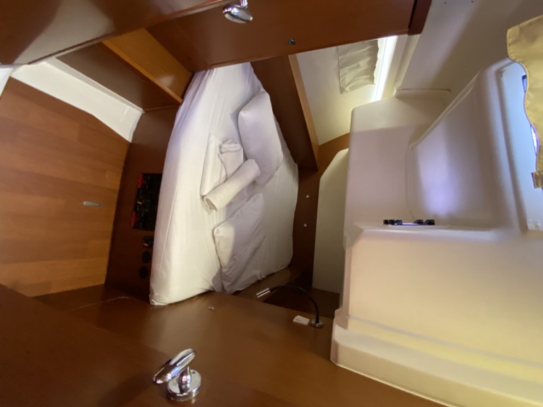 YachtCharter in Rhodos - Bénéteau Oceanis 45/3 auf SamBoat