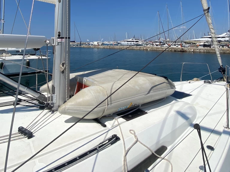 Ein Bénéteau Oceanis 40.1 (3 double and 1 bunk beds) mieten in Lefkáda