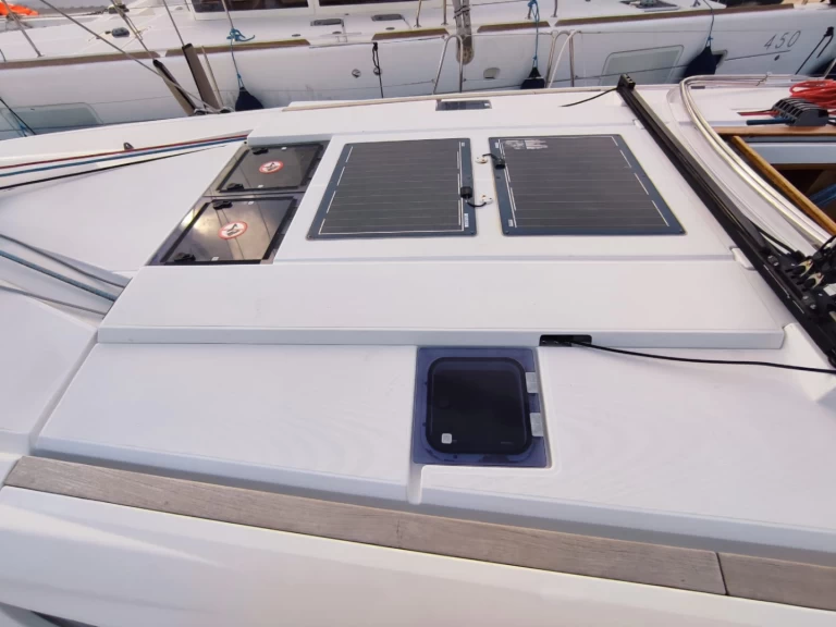 Bootsverleih Jeanneau Sun Odyssey 519 Lavrion Samboat