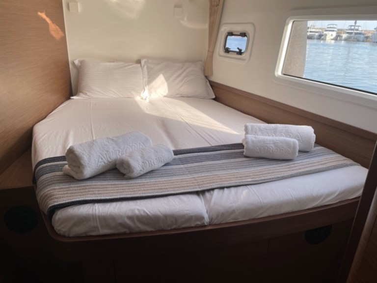 YachtCharter in Álimos - Lagoon Lagoon 42 auf SamBoat