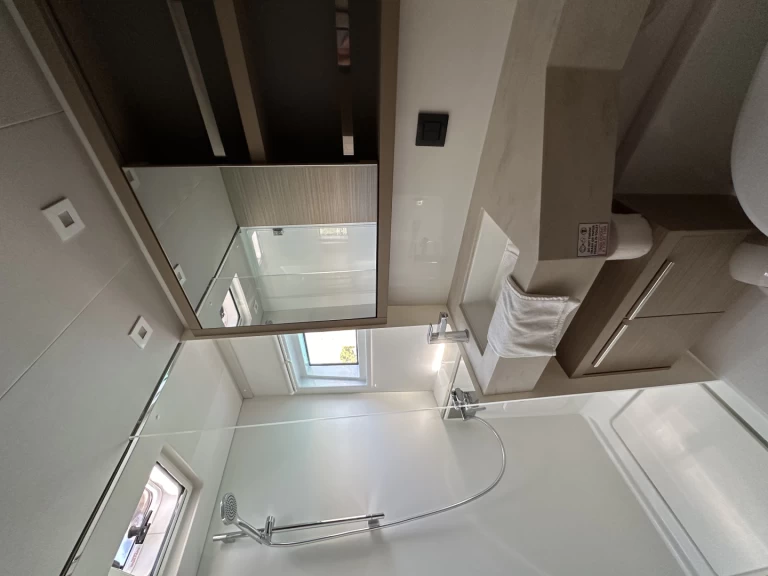 Katamaran mieten in Trogir zum besten Preis