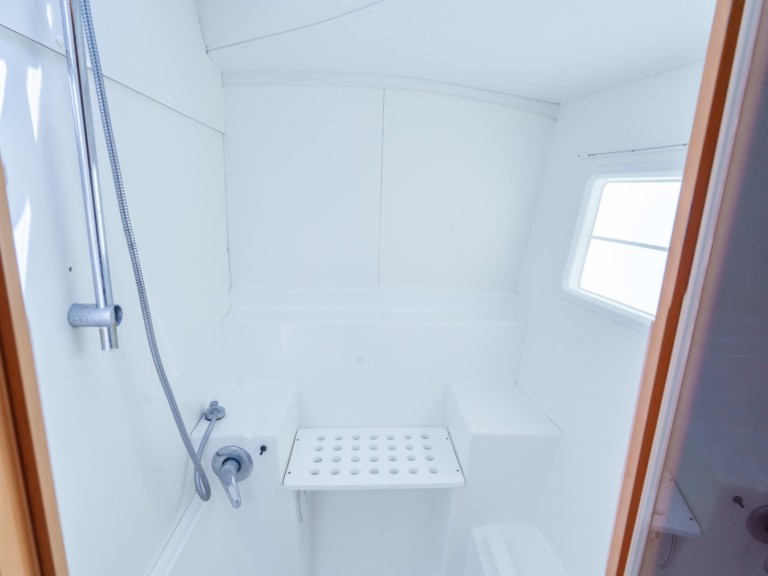 Katamaran mieten in Fa'anui - Lagoon Lagoon 380 S2