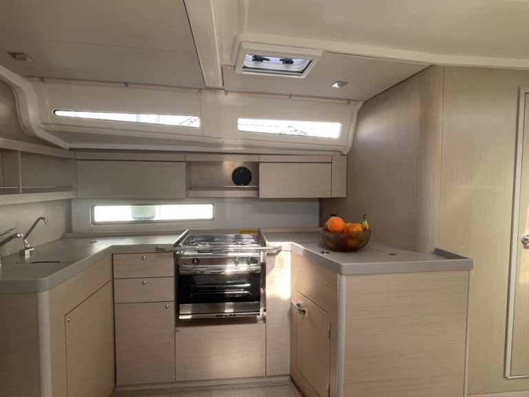 Bénéteau Oceanis 40.1 mieten Castiglioncello