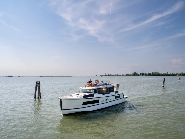 Bootsverleih Balt-Yacht Grand 37 Casale sul Sile Samboat