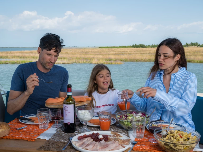 Vermietung Hausboot Balt-Yacht mit Führerschein