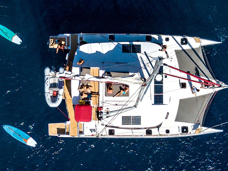 Katamaran mit oder ohne Skipper Neel mieten in Ajaccio