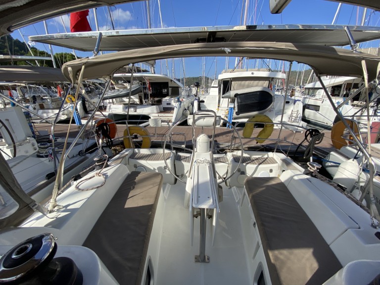 Ein Jeanneau Sun Odyssey 36i mieten in Fethiye