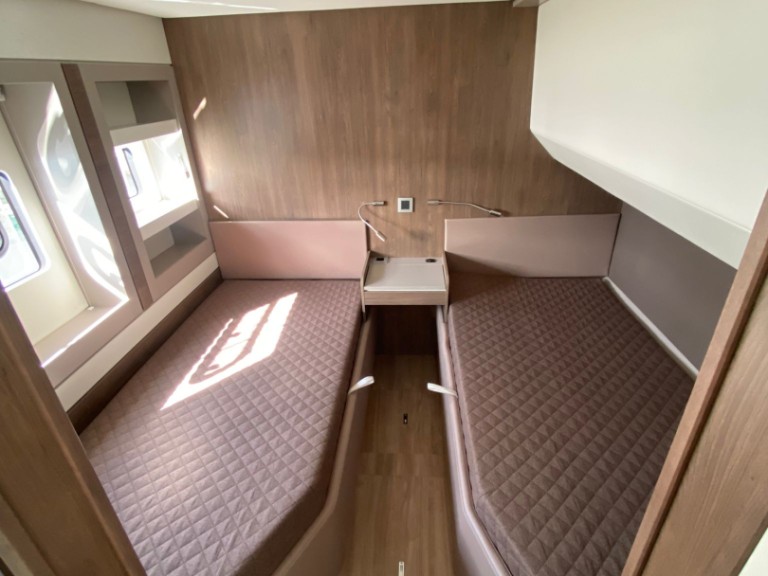 Katamaran mieten in Golfo Aranci zum besten Preis