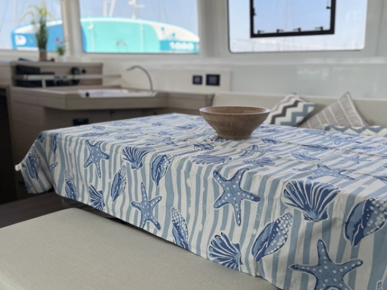 Lagoon Lagoon 46 mieten Álimos