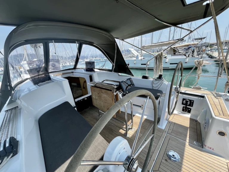 YachtCharter in Lefkáda - Hanse Hanse 348 auf SamBoat