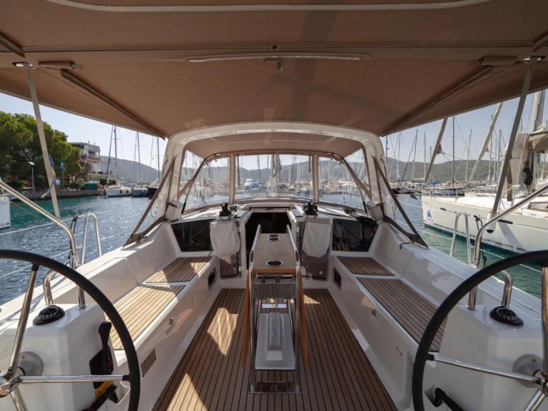 Ein Bénéteau Oceanis 41.1 mieten in Orhaniye