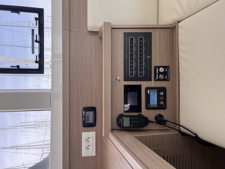 Katamaran mieten in Gouviá zum besten Preis