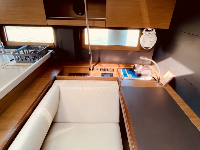 Boot mieten Lefkáda günstig Beneteau Oceanis 51.1