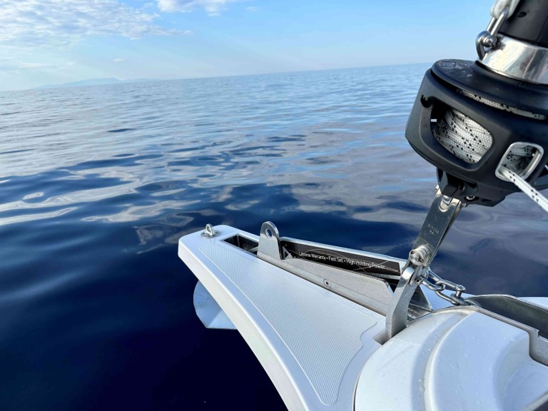 Boot mieten Nikiána günstig Bavaria C42