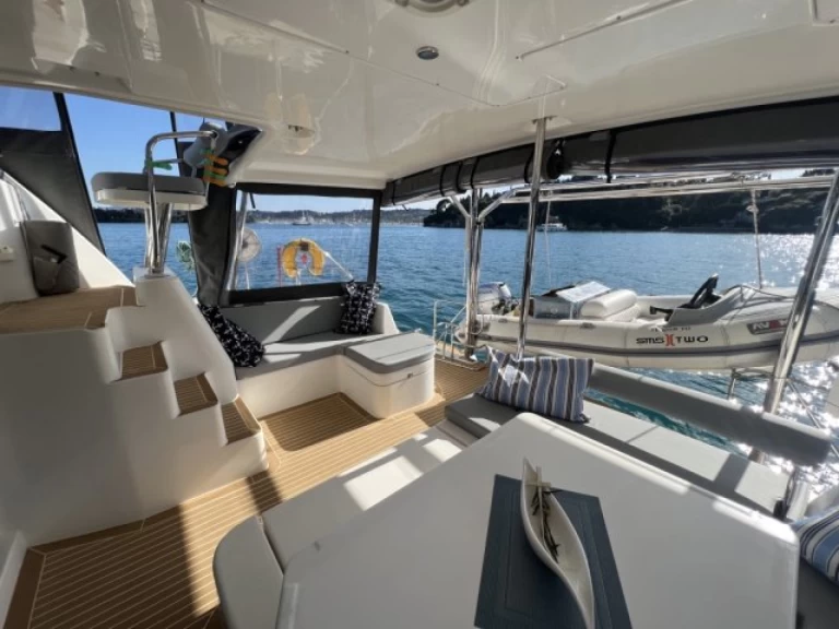 Katamaran mit oder ohne Skipper Leopard mieten in Korfu