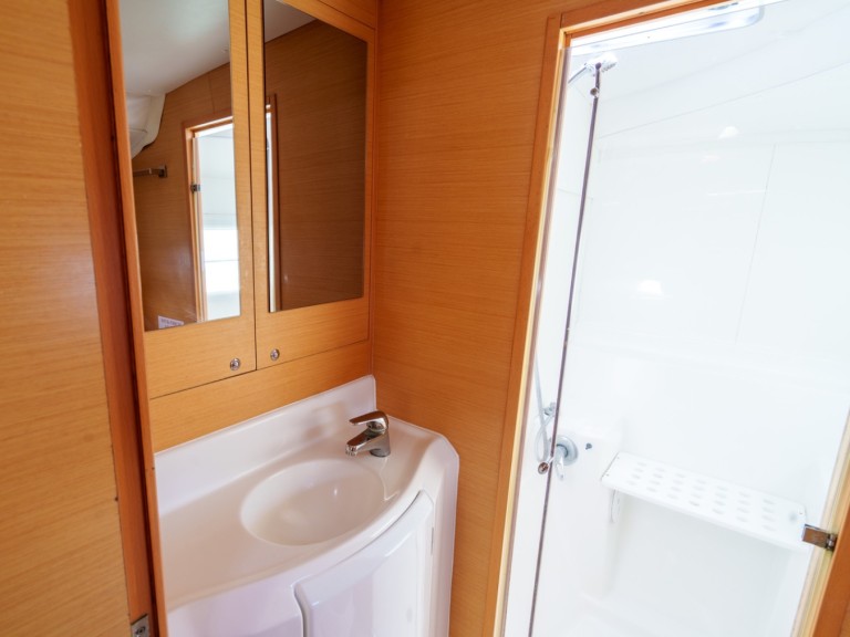 YachtCharter in Fa'anui - Lagoon Lagoon 380 S2 auf SamBoat