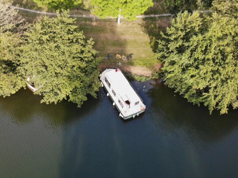 Hausboot mit oder ohne Skipper Jeanneau mieten in Grez-Neuville