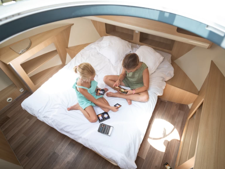 Ein Nicols Yacht Premium Family 6-8 p. mieten in Grez-Neuville