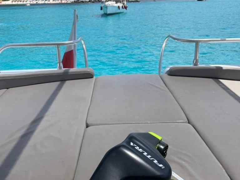 Bootsverleih  Mangusta 65 Salerno Samboat