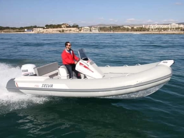Motorboot mit oder ohne Skipper  mieten in Siracusa